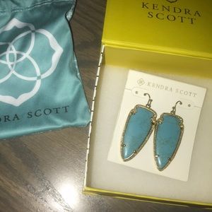 Kendra Scott drop earrings